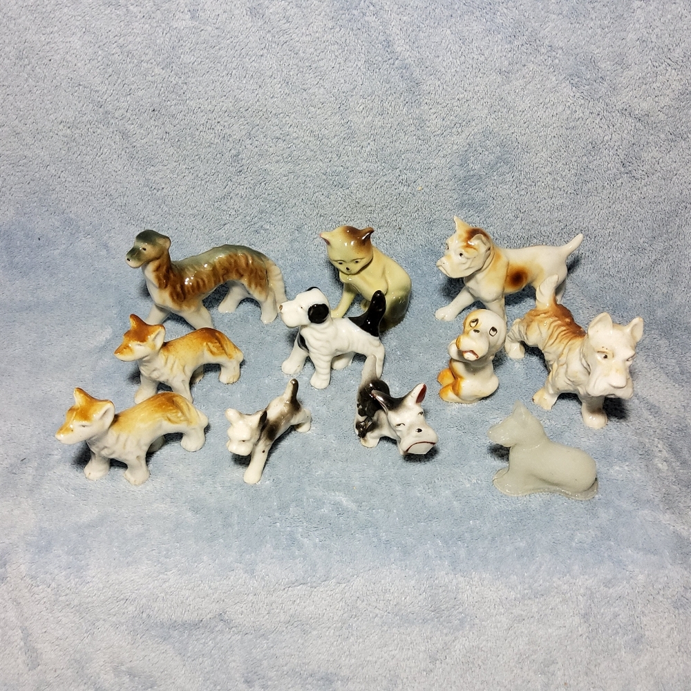 Lot Of 11 Vintage Miniature Porcelain Dog & Cat Figurines Made In Japan